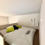 Ava Budapest
